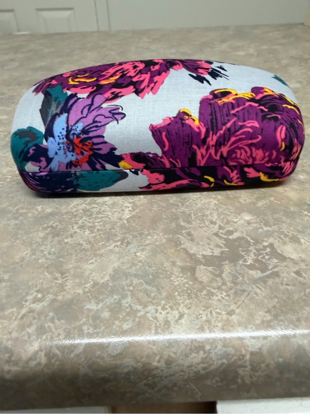 Vera Bradley hard clamshell eyeglass case in "Neon Bloom"
